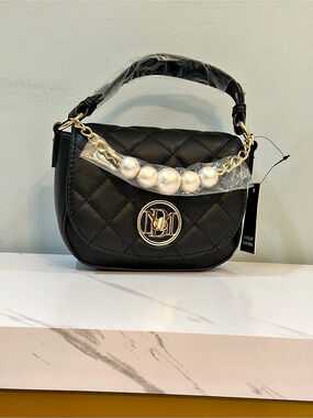Badgley Mischka Pearl Bag Quilted Pearl Shoulder Bag in Black NWT